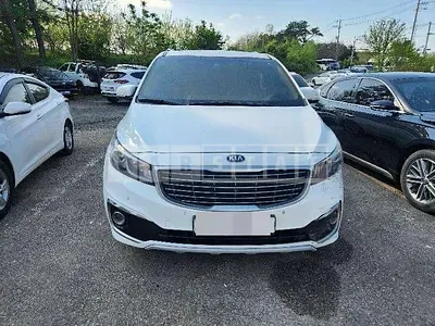 Photo 1 of 45: 2015 Kia Carnival Limousine — Korean insurance auction