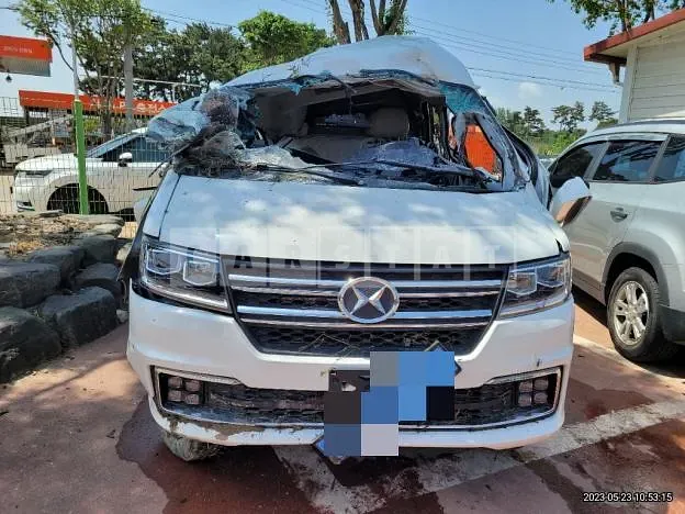 Photo 2 of 21: 2023 ET4 Van, VIN LM6CKL2R7PX001988 — Korean insurance auction
