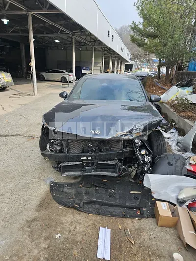 Photo 1 of 16: 2021 Kia K5, VIN KNAG541JBMA012352 — Korean insurance auction
