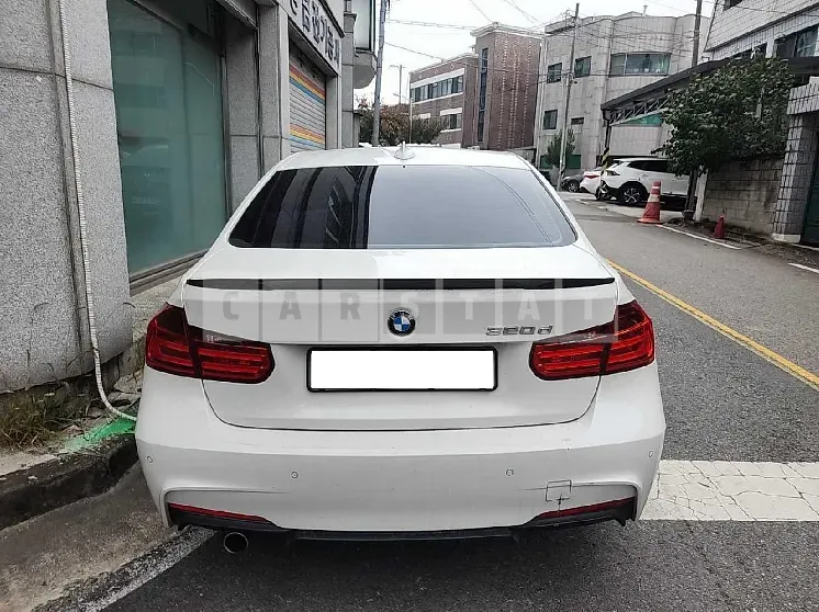 Photo 2 of 14: 2015 BMW 320d, VIN WBA3D3105FK276220 — Korean insurance auction