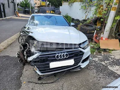Photo 1 of 21: 2020 Audi A7 55 TFSI quattro, VIN WAUZZZF25LN070723 — Korean insurance auction