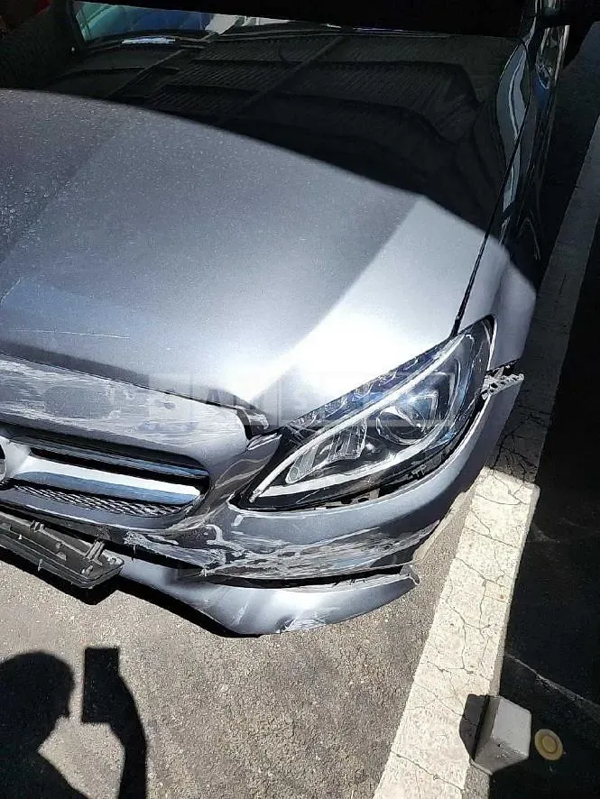 Photo 2 of 59: 2017 Mercedes-Benz C220 d, VIN WDDWF0EB1HR258933 — Korean insurance auction