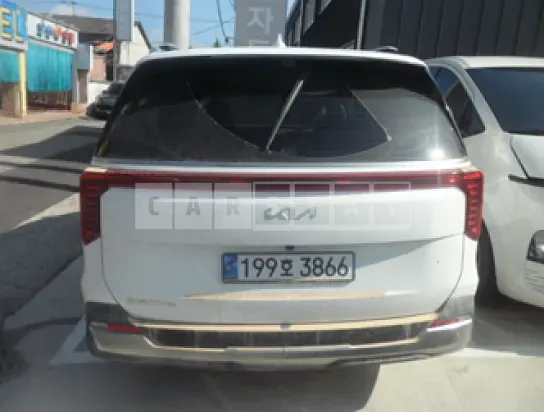 Photo 2 of 19: 2025 Kia Carnival, VIN KNANC81BBSS512058 — Korean insurance auction