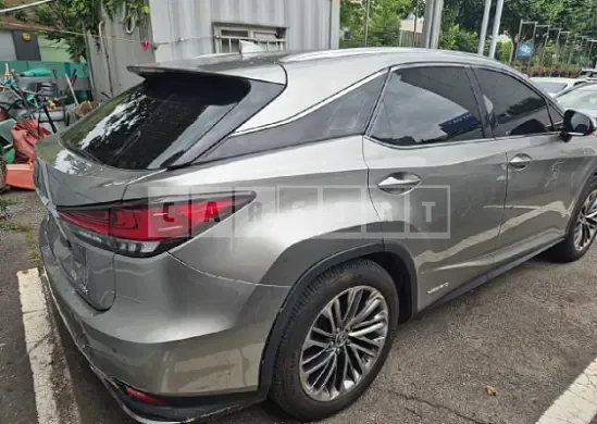 Photo 2 of 33: 2021 Lexus RX450h — Korean insurance auction