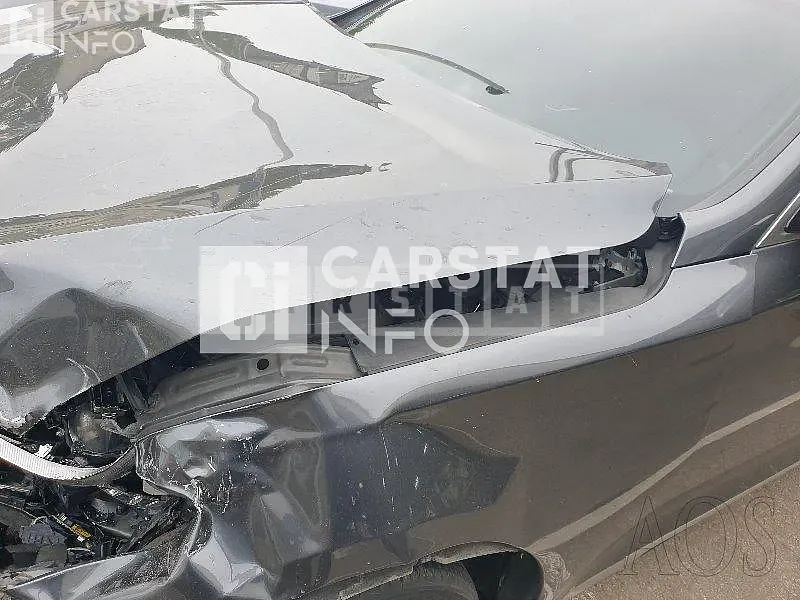 Photo 2 of 45: 2018 Genesis G80 3.3, VIN KMHGM41DDJU273956 — Korean insurance auction