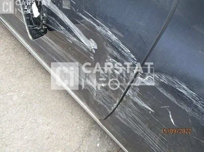 Photo 2 of 19: 2015 Mercedes-Benz C220 BlueTec — Korean insurance auction