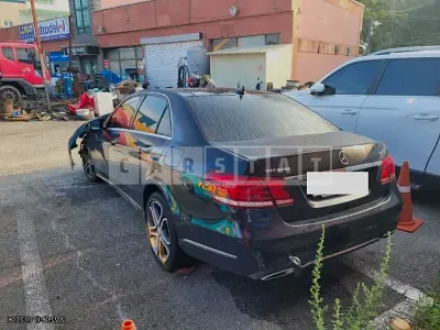 Photo 1 of 9: 2015 Mercedes-Benz E250 BlueTec 4Matic, VIN WDDHF9HB4FB107244 — Korean insurance auction