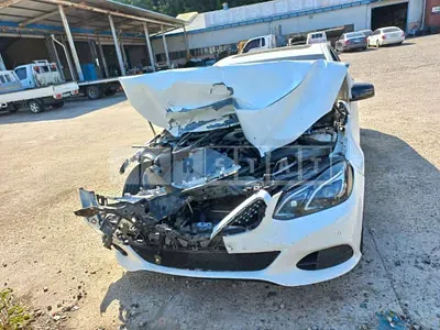 Photo 1 of 15: 2015 Mercedes-Benz E220 BlueTec — Korean insurance auction