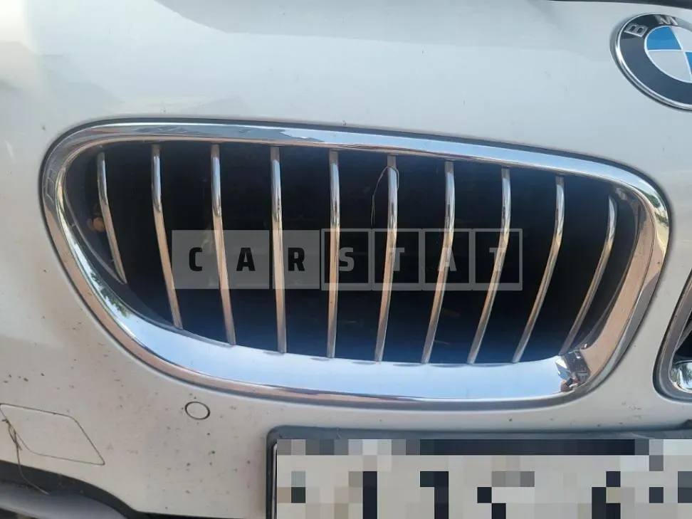 Photo 2 of 6: 2015 BMW 520d — Korean insurance auction