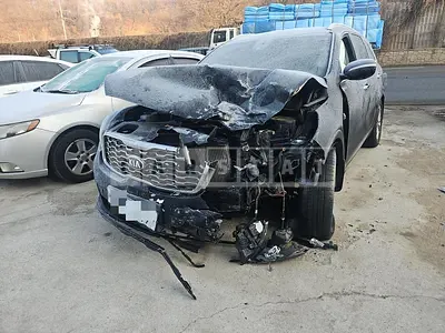 Photo 1 of 4: 2019 Kia Sorento 4WD — Korean insurance auction