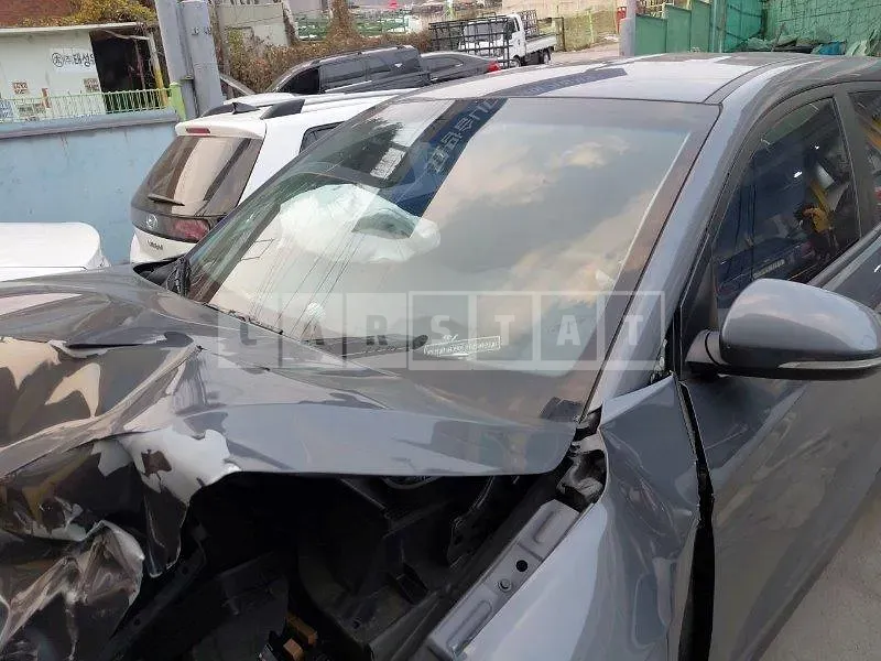 Photo 2 of 24: 2015 Hyundai Tucson, VIN KMHJ2815GGU034100 — Korean insurance auction