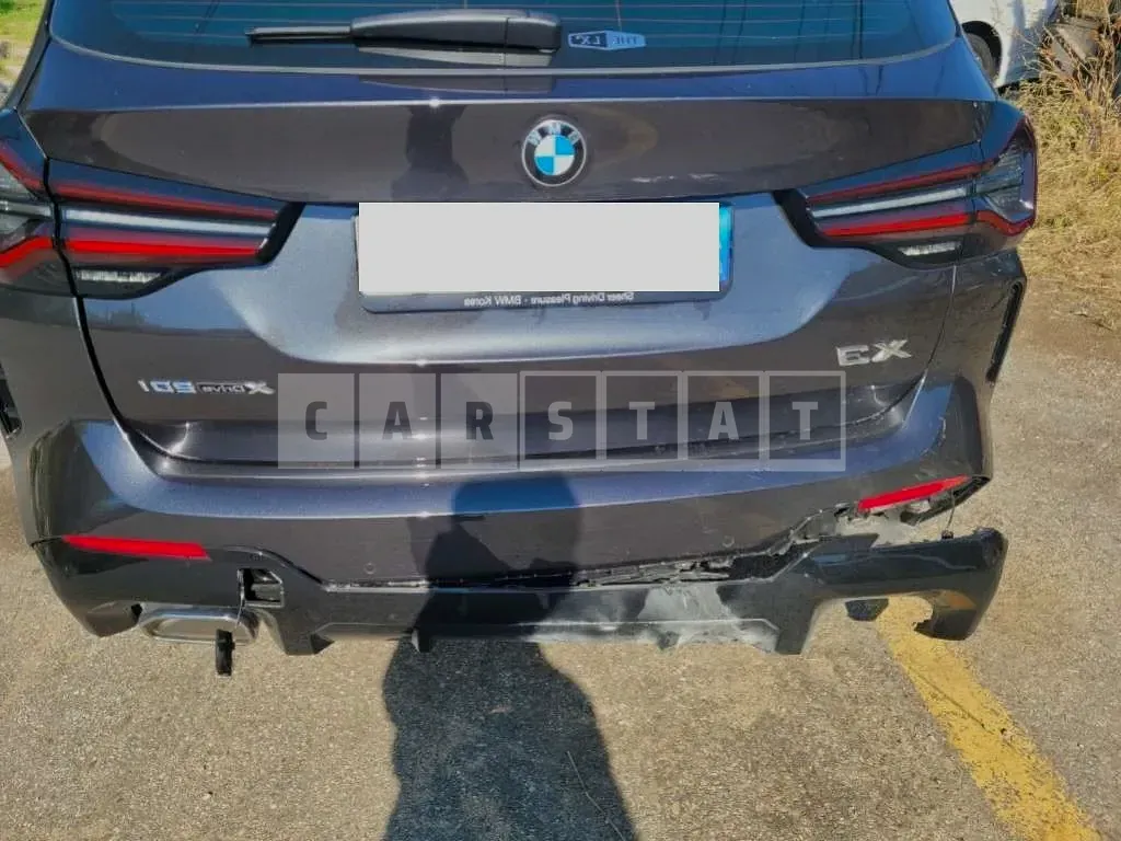 Photo 2 of 5: 2022 BMW X3 xDrive 20i, VIN WBA31DP03N9M54721 — Korean insurance auction