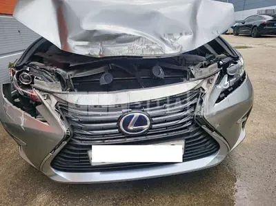 Photo 1 of 18: 2016 Lexus ES300h — Korean insurance auction