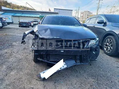 Photo 1 of 32: 2019 Kia K5, VIN KNAGU411BKA331713 — Korean insurance auction