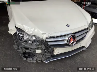 Photo 1 of 12: 2015 Mercedes-Benz E220 CDI, VIN WDDHF0CB4FB108557 — Korean insurance auction