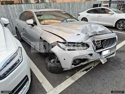Photo 1 of 18: 2024 Volvo S90B6 AWD, VIN LVYPT062XRP415855 — Korean insurance auction