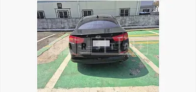 Photo 1 of 18: 2015 Kia K5 — Korean insurance auction