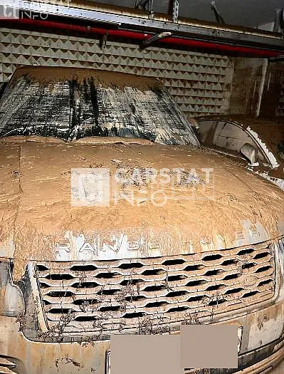 Photo 2 of 6: 2020 Land Rover Range Rover SDV8, VIN SALGA2BJ0LA406722 — Korean insurance auction