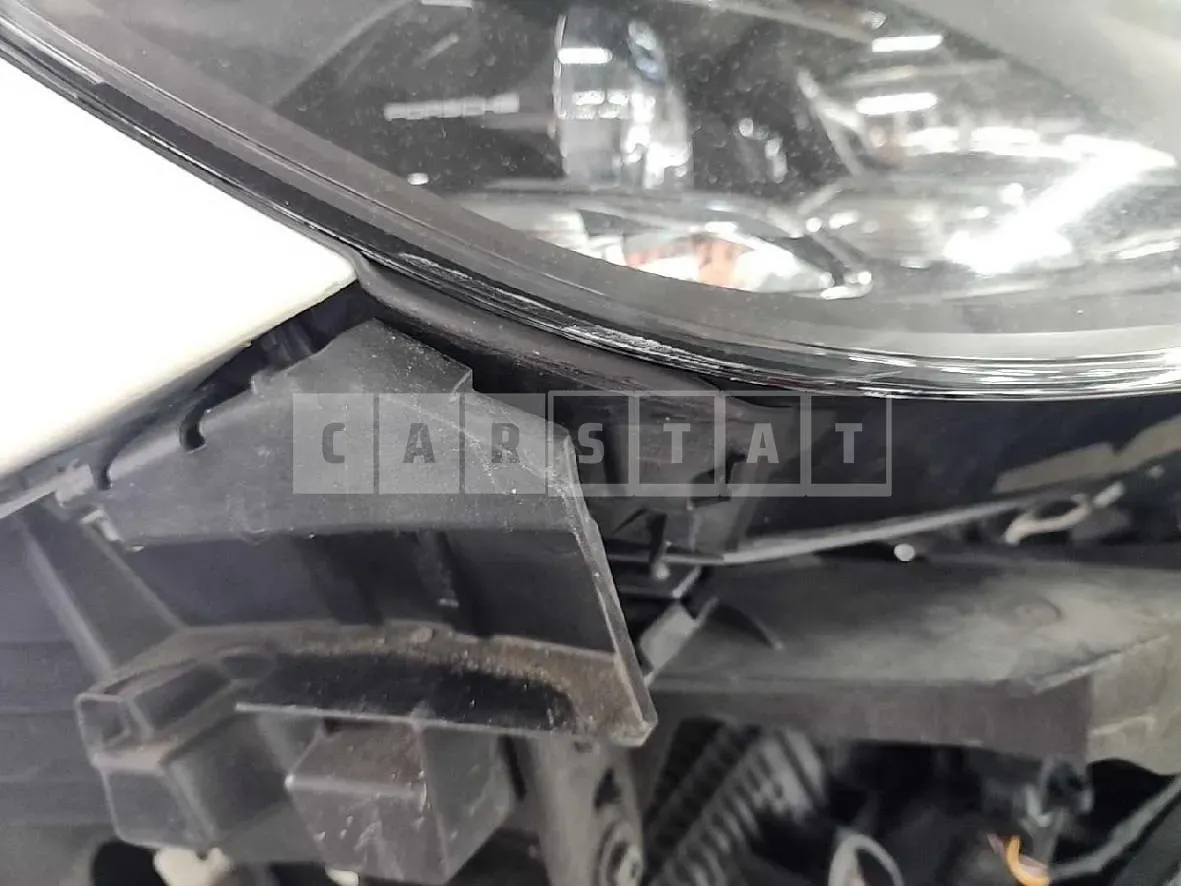 Photo 3 of 3: 2020 Porsche (parts) Cayenne Light — Korean insurance auction