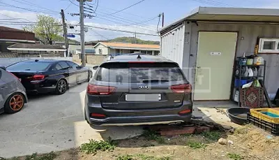 Photo 1 of 13: 2019 Kia Sorento 2.0 — Korean insurance auction