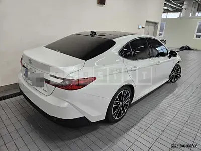 Photo 1 of 14: 2026 Toyota Camry Hybrid — Korean insurance auction