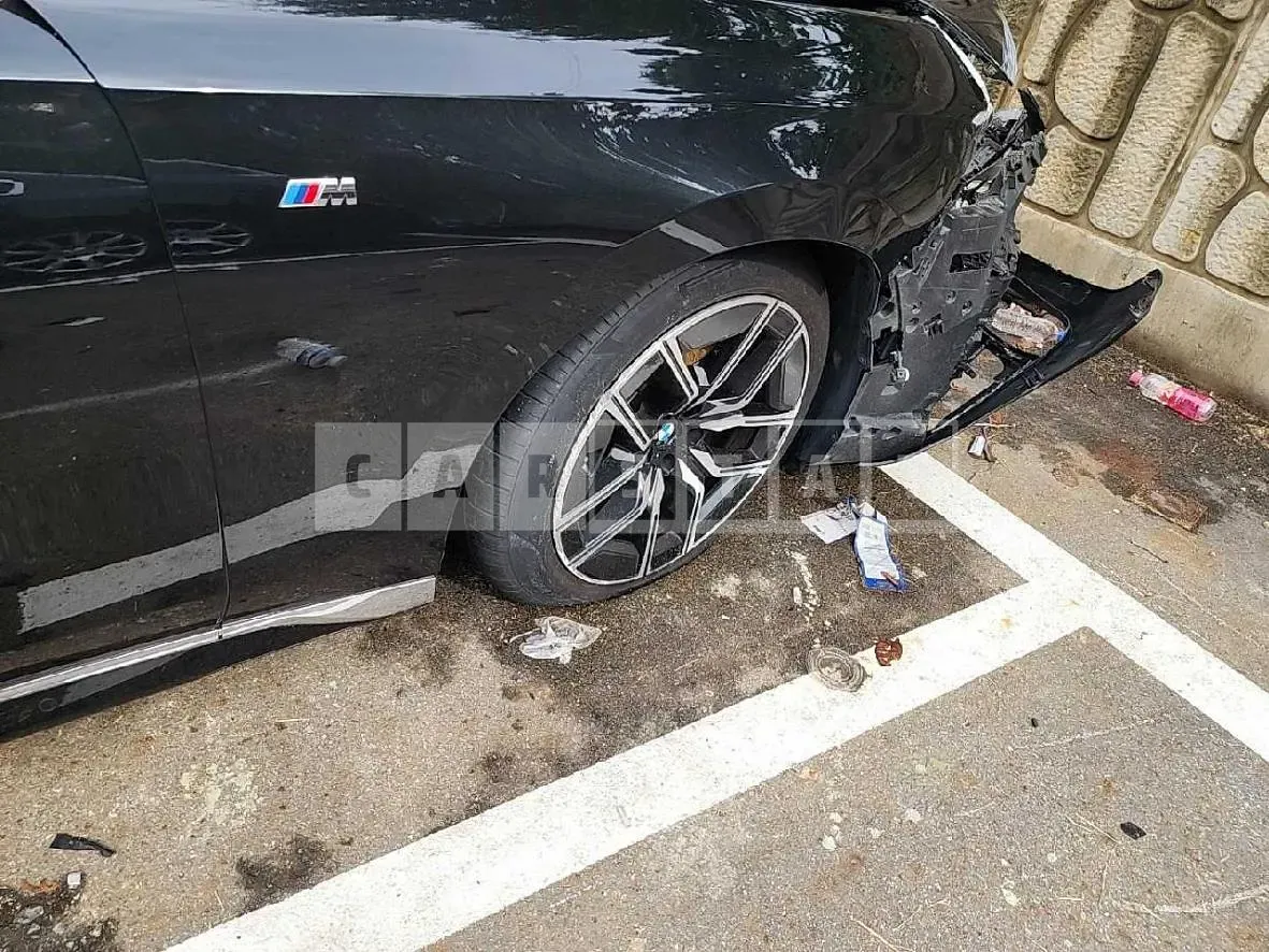 Photo 2 of 24: 2023 Mercedes-Benz Bmw i7 eDrive50 — Korean insurance auction