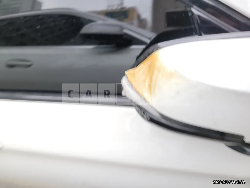 Photo 2 of 14: 2016 BMW 528i, VIN WBA5A5103GG603053 — Korean insurance auction