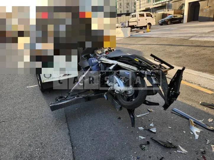 Photo 2 of 9: 2023 Honda (Two-Wheel) Pcx — Korean insurance auction