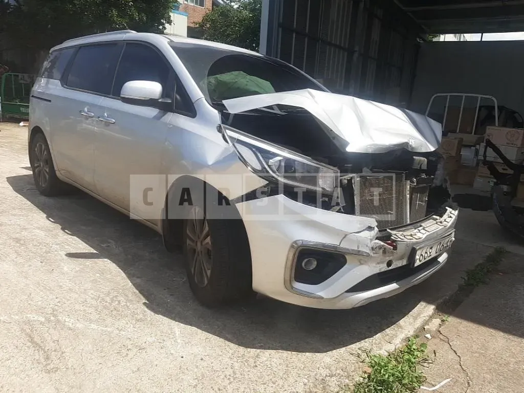 Photo 2 of 11: 2019 Kia Carnival — Korean insurance auction