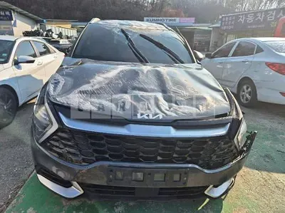Photo 1 of 45: 2023 Kia Sportage — Korean insurance auction