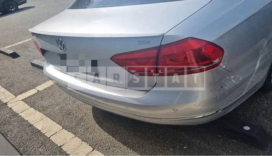 Photo 2 of 13: 2015 Volkswagen Passat 2.0 TDI — Korean insurance auction
