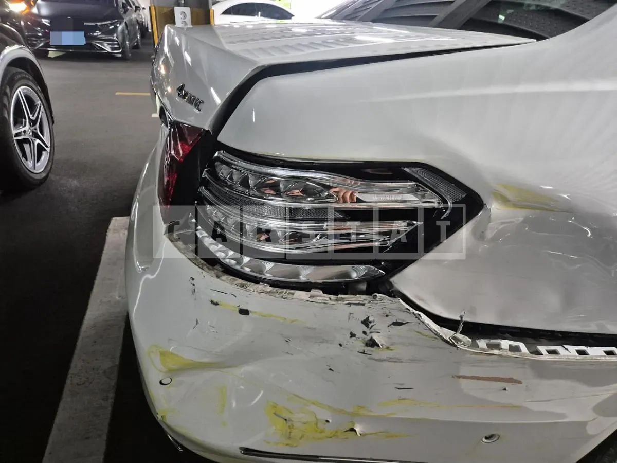 Photo 2 of 4: 2015 Mercedes-Benz E300 4Matic — Korean insurance auction