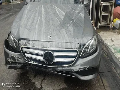 Photo 1 of 14: 2019 Mercedes-Benz E 300, VIN WDDZF4JBXKA556218 — Korean insurance auction