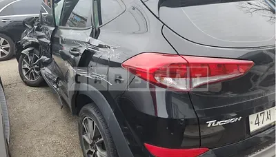 Photo 1 of 5: 2018 Hyundai Tucson, VIN KMHJ381ABJU545760 — Korean insurance auction