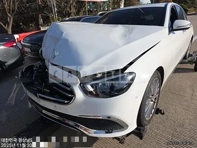 Photo 1 of 7: 2022 Mercedes-Benz E250 — Korean insurance auction