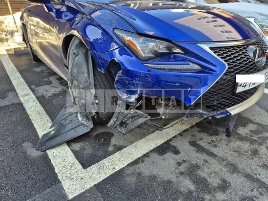 Photo 2 of 8: 2017 Lexus RC200T, VIN JTHHA5BC9H5006915 — Korean insurance auction