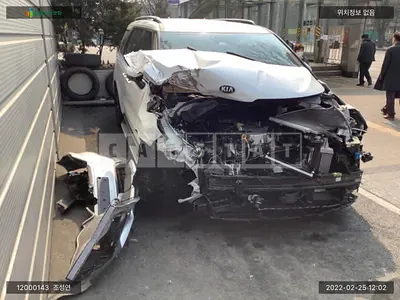 Photo 1 of 11: 2020 Kia Carnival, VIN KNANC81BBMS031141 — Korean insurance auction