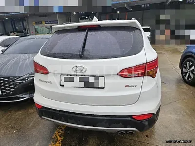 Photo 1 of 14: 2015 Hyundai Santa Fe DM — Korean insurance auction