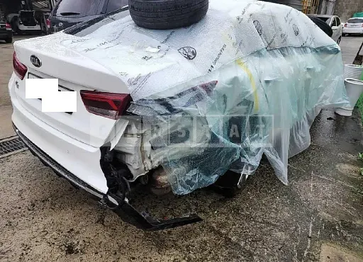 Photo 2 of 22: 2020 Kia K5 — Korean insurance auction
