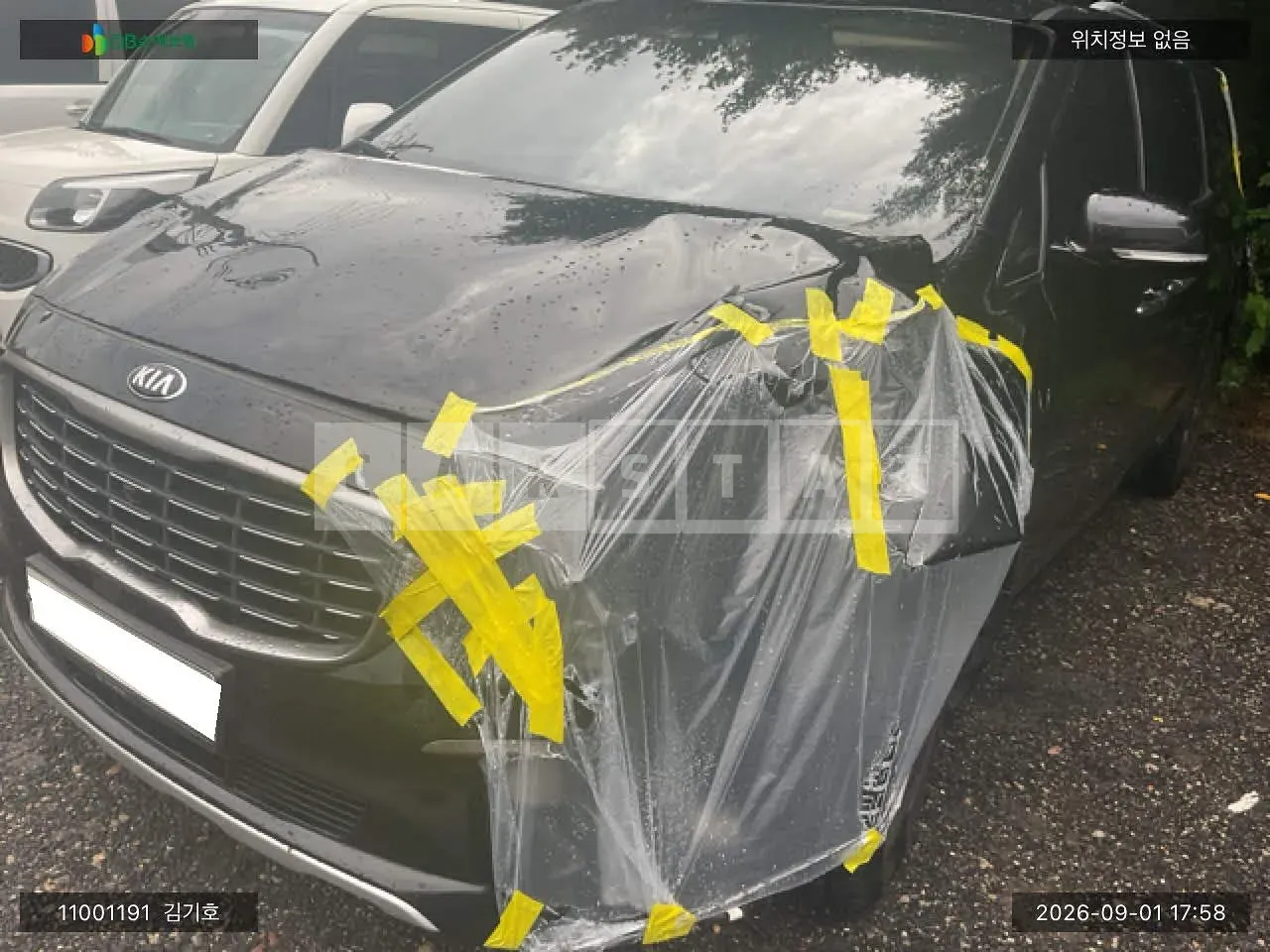 Photo 2 of 15: 2018 Kia Carnival Limousine, VIN KNAMB81ABKS477190 — Korean insurance auction