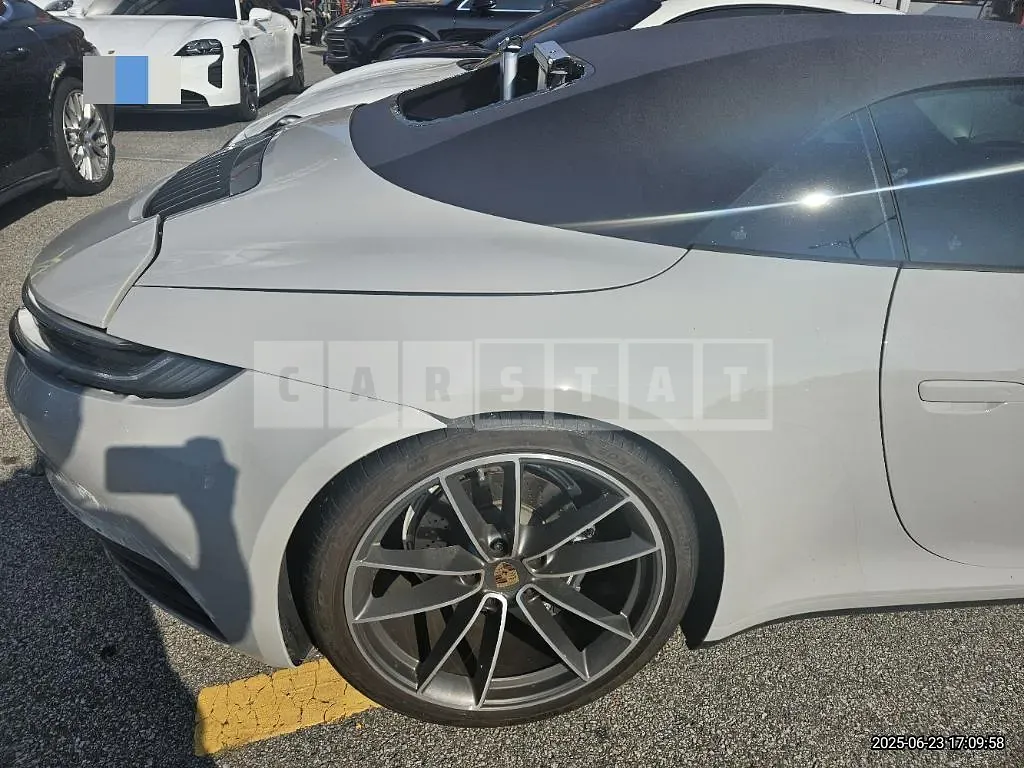 Photo 2 of 71: 2024 Porsche 911 Carrera Cabriolet — Korean insurance auction
