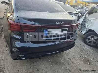 Photo 1 of 8: 2022 Kia Kz — Korean insurance auction