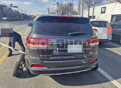 Photo 1 of 8: 2016 Kia Sorento 4WD — Korean insurance auction