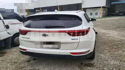 Photo 1 of 7: 2016 Kia Sportage 1.7, VIN KNAPE813BGK821689 — Korean insurance auction