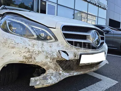 2015 Mercedes-Benz E250 BlueTec 4Matic