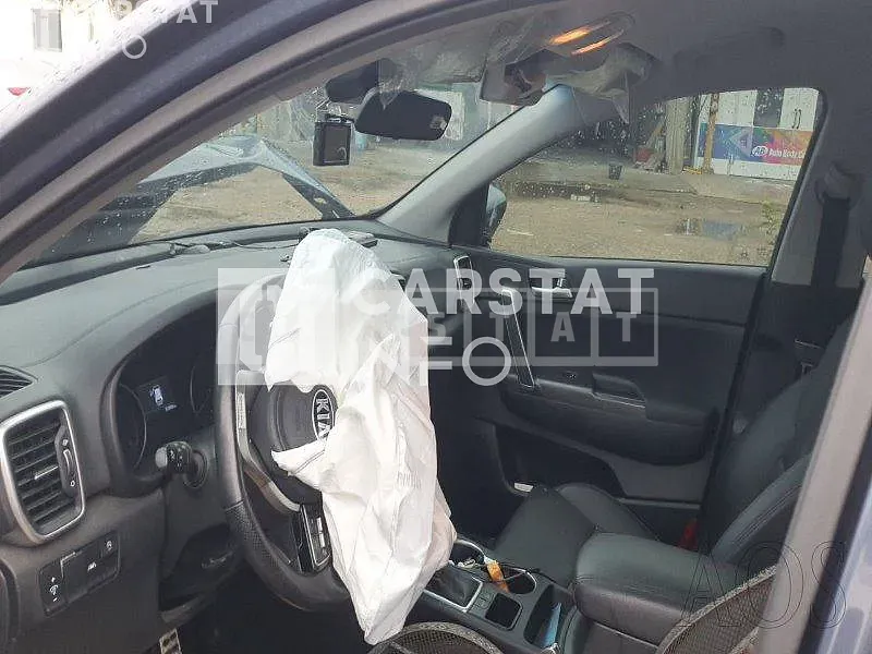 Photo 2 of 12: 2019 Kia Sportage 2.0 — Korean insurance auction