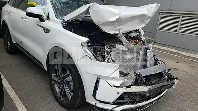 Photo 1 of 16: 2023 Kia Sorento Hybrid, VIN KNARL81GBPA178326 — Korean insurance auction