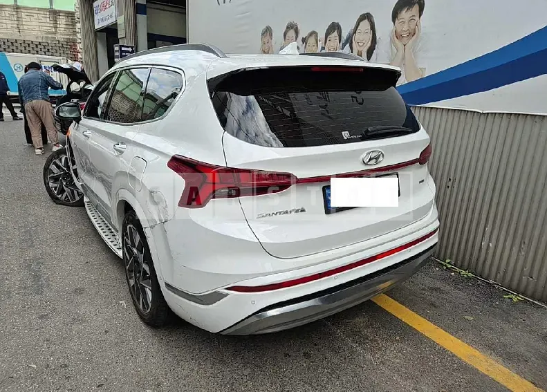 Photo 2 of 17: 2021 Hyundai Santa Fe — Korean insurance auction