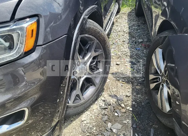 Photo 2 of 19: 2019 Jeep Grand Cherokee, VIN 1C4RJFCG3KC814967 — Korean insurance auction