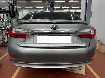 Photo 1 of 9: 2018 Lexus ES300h, VIN JTHBW1GG2J2179081 — Korean insurance auction